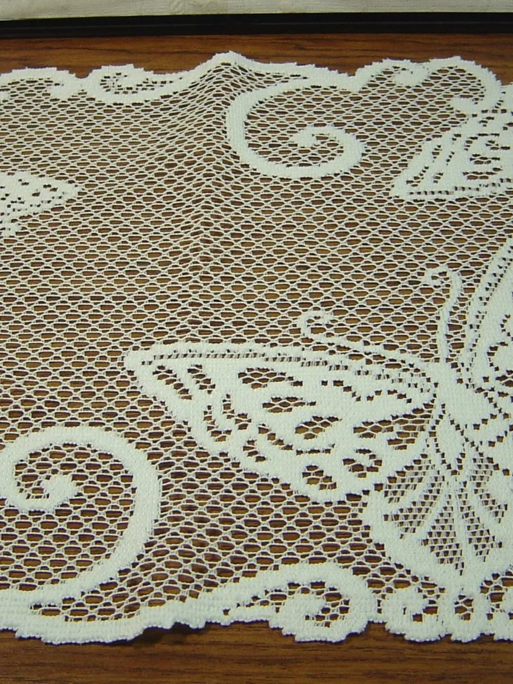 Lot of 3 lace doilies-2 white & 1 off white-all different